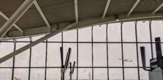 Ferrovial to sell its stake in Heathrow for £2.4bn Ferrovial to sell its stake in Heathrow for £2.4bn