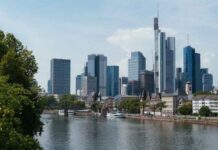 Hines exceeds €1.5bn fundraising target for third European value fund Hines exceeds €1.5bn fundraising target for third European value fund
