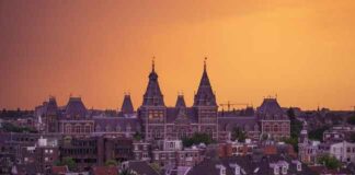 Pension funds commits €400 to develop affordable homes in the Netherlands Pension funds commits €400 to develop affordable homes in the Netherlands