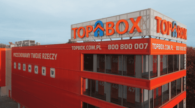 Polish self-storage company Stokado, owned by Redefine Properties and Griffin Capital Partners, has acquired Top Box, a self-storage rental company in Poland.