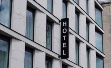 UK hotel market achieves robust growth despite challenging climate UK hotel market achieves robust growth despite challenging climate
