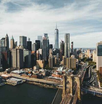 Pace of decline in US CRE prices slows in December Pace of decline in US CRE prices slows in December