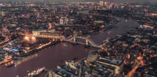 Starwood snaps up central London hotel portfolio Starwood snaps up central London hotel portfolio