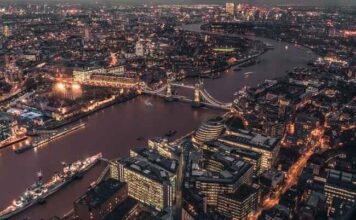 Starwood snaps up central London hotel portfolio Starwood snaps up central London hotel portfolio