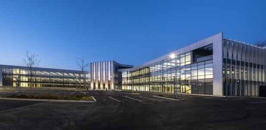 Investec grants £13.7m loan for Bristol’s first net zero carbon out-of-town office Investec grants £13.7m loan for Bristol's first net zero carbon out-of-town office