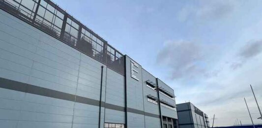 Starwood Capital invests $850m in Echelon Data Centres Starwood Capital invests $850m in Echelon Data Centres