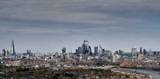 London CRE investment heats up with two straight quarters of growth London CRE investment heats up with two straight quarters of growth