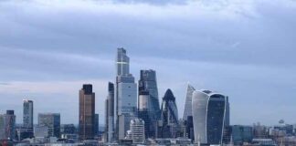 Global commercial real estate prices continue to fall in Q1 Global commercial real estate prices continue to fall in Q1