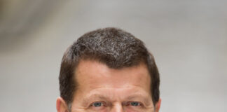Colliers UK and Ireland CEO Tony Horrell to retire next year Colliers UK and Ireland CEO Tony Horrell to retire next year