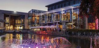 Hammerson closes €350m financing deal for Dublin shopping centre Hammerson closes €350m financing deal for Dundrum Town Centre