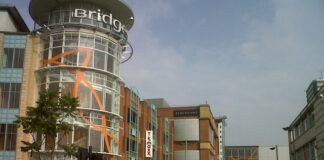 M Core acquires shopping centre in Sunderland M Core Property, a commercial property and investment company, has acquired The Bridges Shopping Centre, a premier retail destination located in the heart of Sunderland.