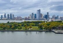 US commercial property prices fall in September US commercial property prices fall in September