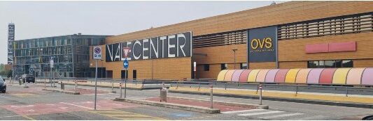 Taconic Capital and Multi buy shopping mall in Venice