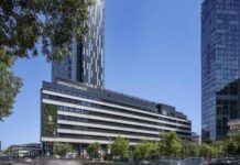 Immofinanz completes squeeze-out of S Immo minority shareholders Immofinanz completes S Immo takeover with €22.05 per share compensation