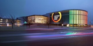 URW sells 25% stake in Prague shopping centre URW sells 25% stake in Prague's premier shopping centre