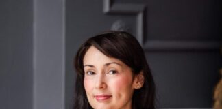 Round Hill names Sandra Burrows as new COO Round Hill names Sandra Burrows as new COO