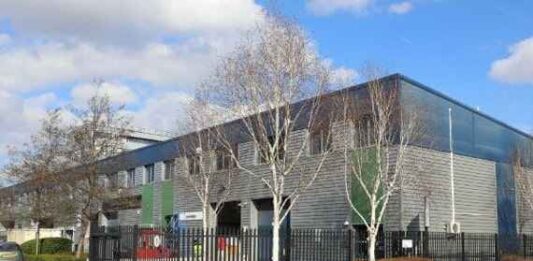 Bloom and TPG Angelo Gordon let 38,000 sq ft in London industrial portfolio Bloom and TPG Angelo Gordon let 38,000 sq ft in London