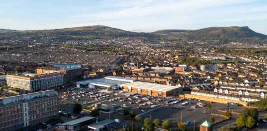 Retail and hospitality drive Northern Ireland CRE market in Q1 2025