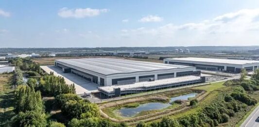 Panattoni signs UK’s biggest logistics lease so far this year Panattoni signs UK’s biggest logistics lease so far this year