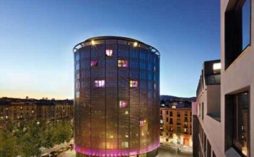 Real IS buys Barcelona hotel from Union Investment Real IS buys Barcelona hotel from Union Investment