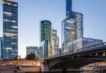Covivio acquires full ownership of CB21 tower in Paris-La Défense Covivio acquires full ownership of CB21 tower in Paris-La Défense
