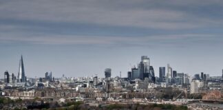 UK office take-up hits highest level since 2022 UK office take-up hits highest level since 2022