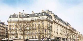 Blackstone acquires landmark Paris property in €700m deal Blackstone buys landmark Paris property from Union Investment for €700m