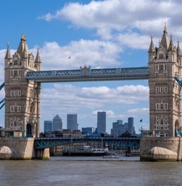 AustralianSuper unveils £500m UK Living platform AustralianSuper unveils £500m UK Living platform