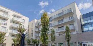 Azora expands into France with acquisition of senior living portfolio Azora expands into France with acquisition of senior living portfolio