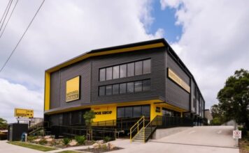 Brookfield–GIC consortium to acquire National Storage in $2.7bn deal Brookfield–GIC consortium to acquire National Storage REIT in $2.7bn deal