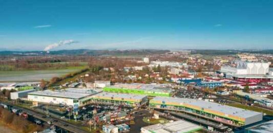 Mitiska REIM divests grocery-anchored retail park in Czech Republic Mitiska REIM divests grocery-anchored retail park in the Czech Republic
