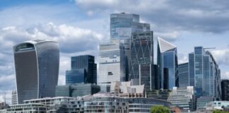 Prime assets regain momentum as UK commercial property sentiment edges higher Prime assets regain momentum as UK commercial property sentiment edges higher