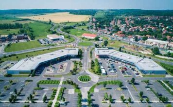 Revetas sells Hungarian retail park portfolio to Gránit Asset Management Revetas sells Hungarian retail park portfolio to Gránit Asset Management
