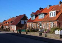 UK housebuilders shift to single family housing as investment hits £3.17bn UK housebuilders shift to single family housing as investment hits £3.17bn
