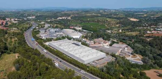 Azora’s MilePro sells Madrid and Barcelona logistics assets for €43m Azora's MilePro sells Madrid and Barcelona logistics assets for €43m