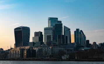 UK commercial real estate attracts Europe’s highest investment in first half UK commercial real estate attracts Europe's highest investment in first half