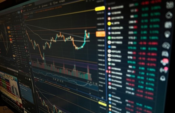 Alternative Income REIT delisting Glenstone takeover Alternative Income REIT set for delisting as Glenstone advances takeover