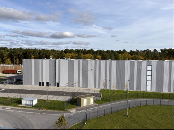 Savills IM adds 97,600 sq m of logistics space to European strategy Savills IM adds 97,600 sq m of logistics space to European strategy