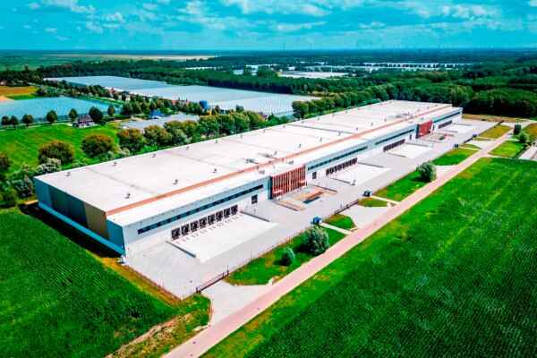 Logistics property Almere_© GARBE Netherlands Garbe Industrial lets 32,700 sqm logistics property near Amsterdam