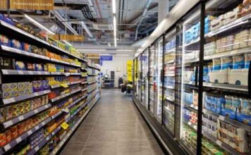 Tesco agrees €1.7bn sale of Czech and Slovak businesses to Ahold Delhaize Tesco agrees €1.7bn sale of Czech and Slovak businesses to Ahold Delhaize