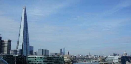 Tighter lending conditions weigh on UK commercial property investment Tighter lending conditions weigh on UK commercial property investment